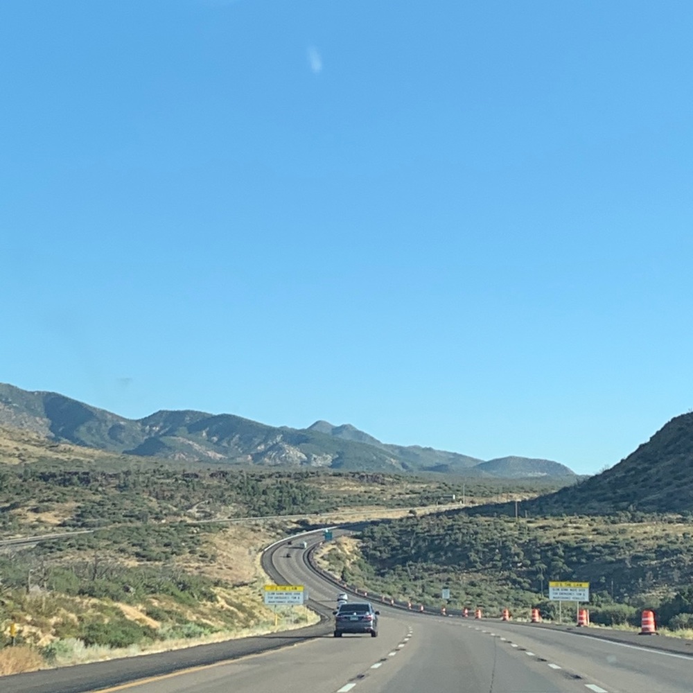 Meet your Posher, Mia